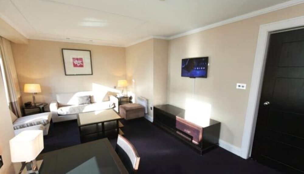 Shamrock Lodge Hotel Атлоун Екстериор снимка