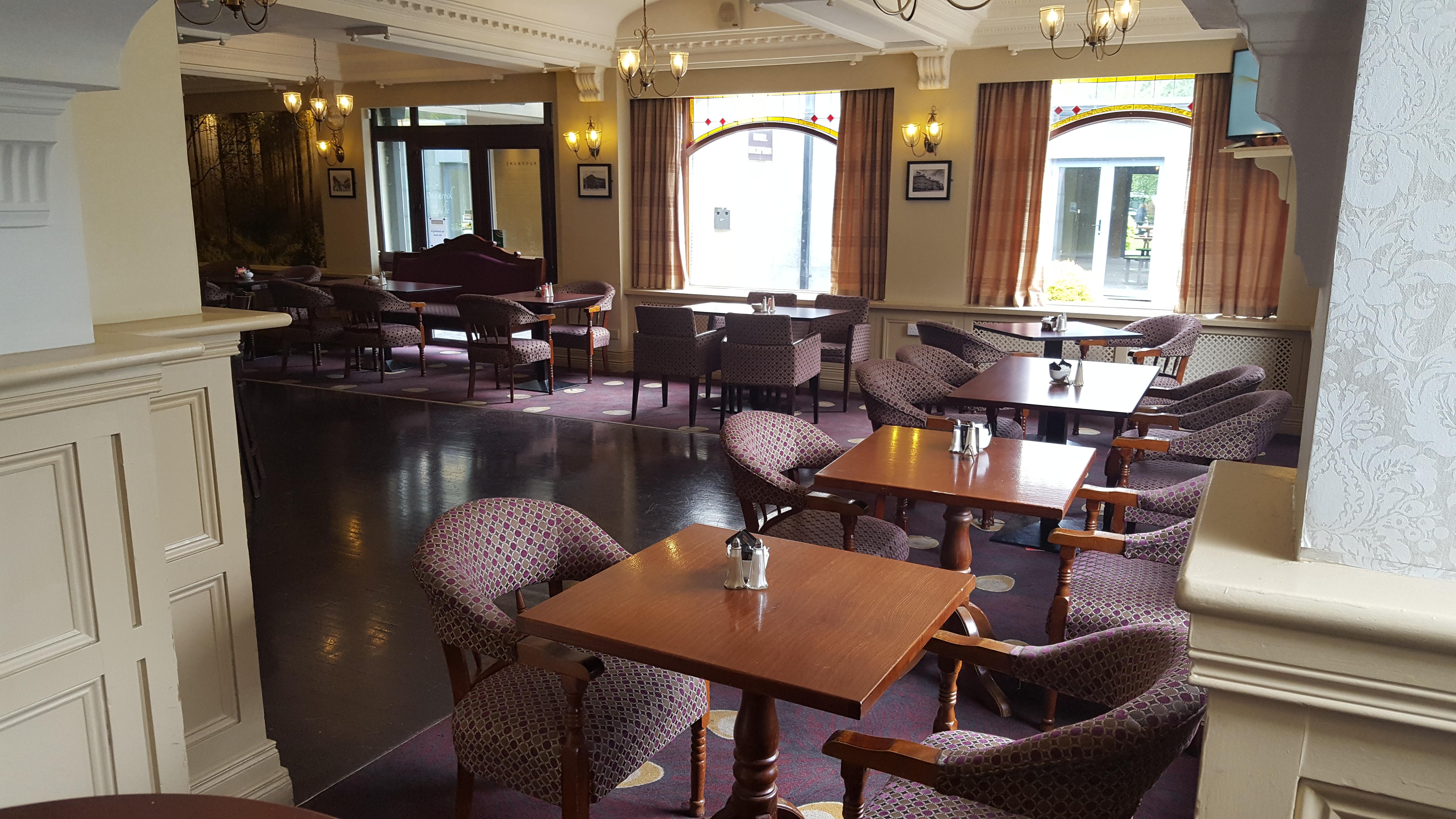 Shamrock Lodge Hotel Атлоун Екстериор снимка