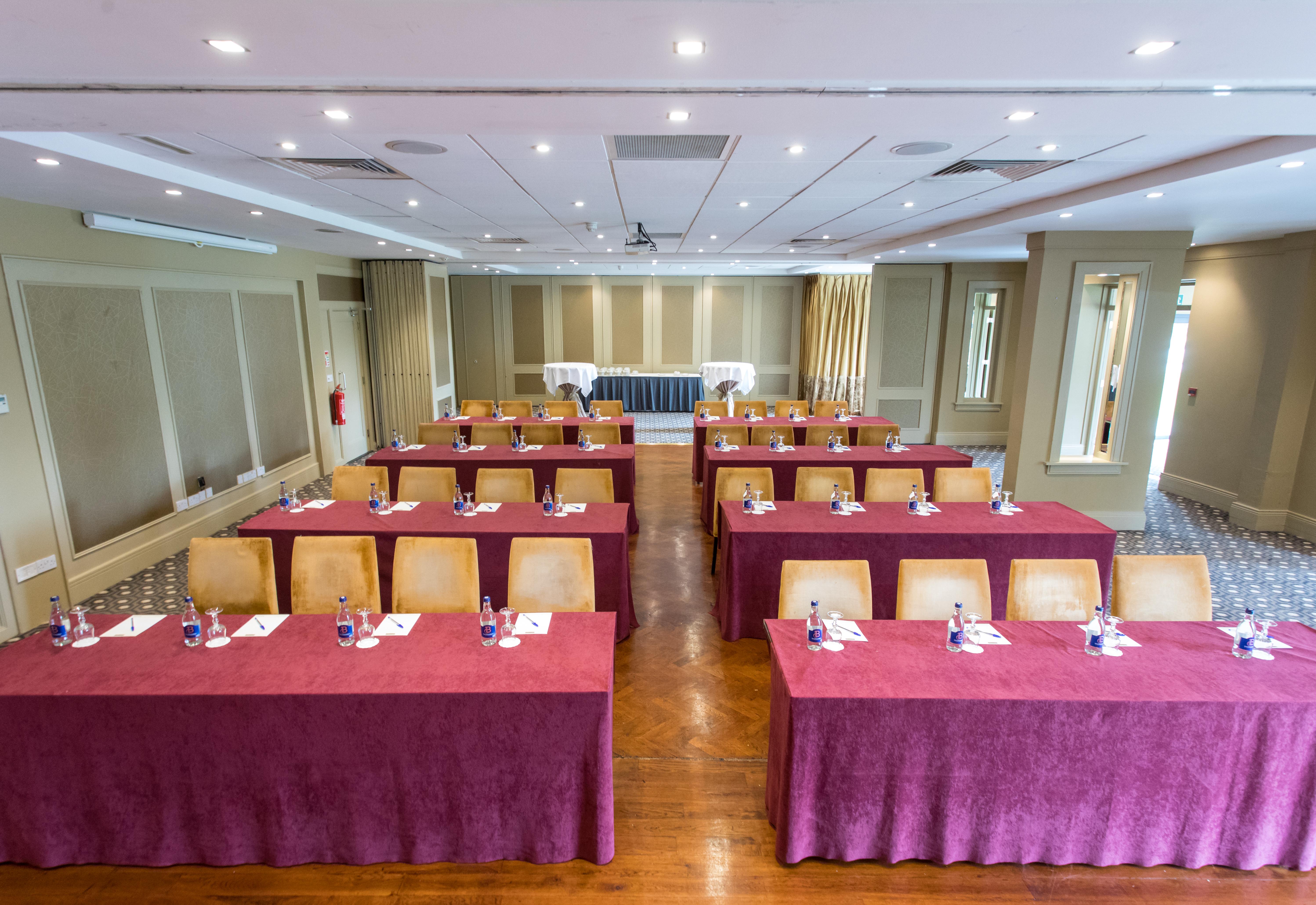 Shamrock Lodge Hotel Атлоун Екстериор снимка