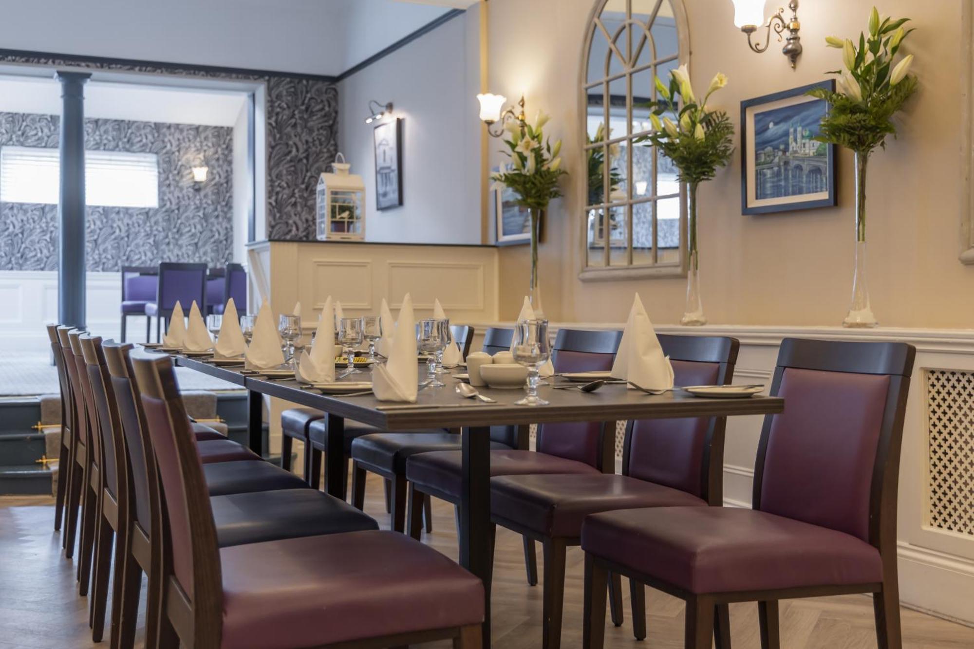 Shamrock Lodge Hotel Атлоун Екстериор снимка