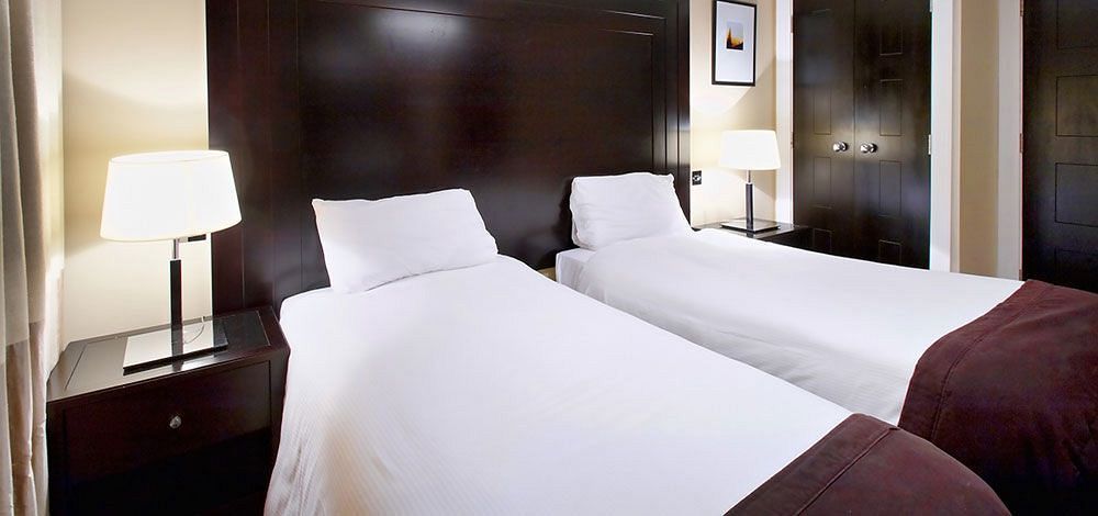 Shamrock Lodge Hotel Атлоун Екстериор снимка
